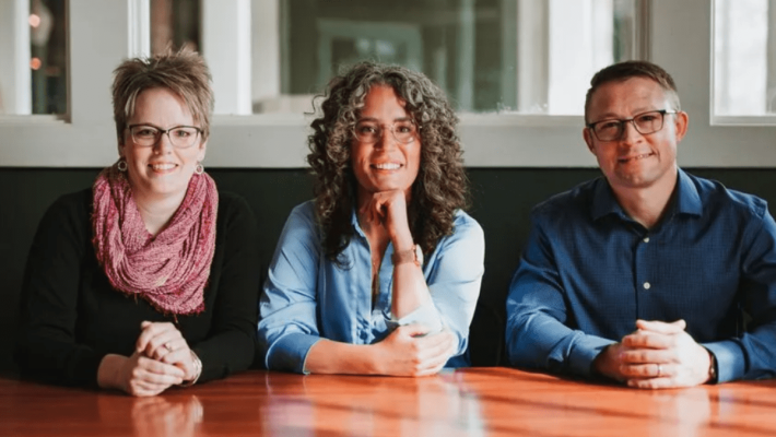 Krystin_David_Robyn featured image